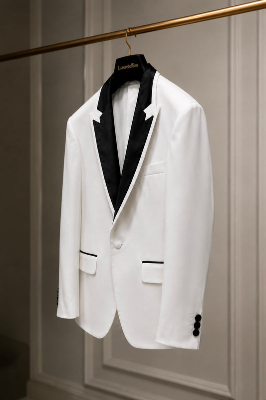 Noir Éclipse Tuxedo Blazer